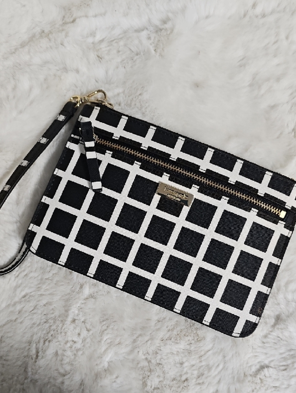 kate spade Laurel Way Printed Tinie Wristlet